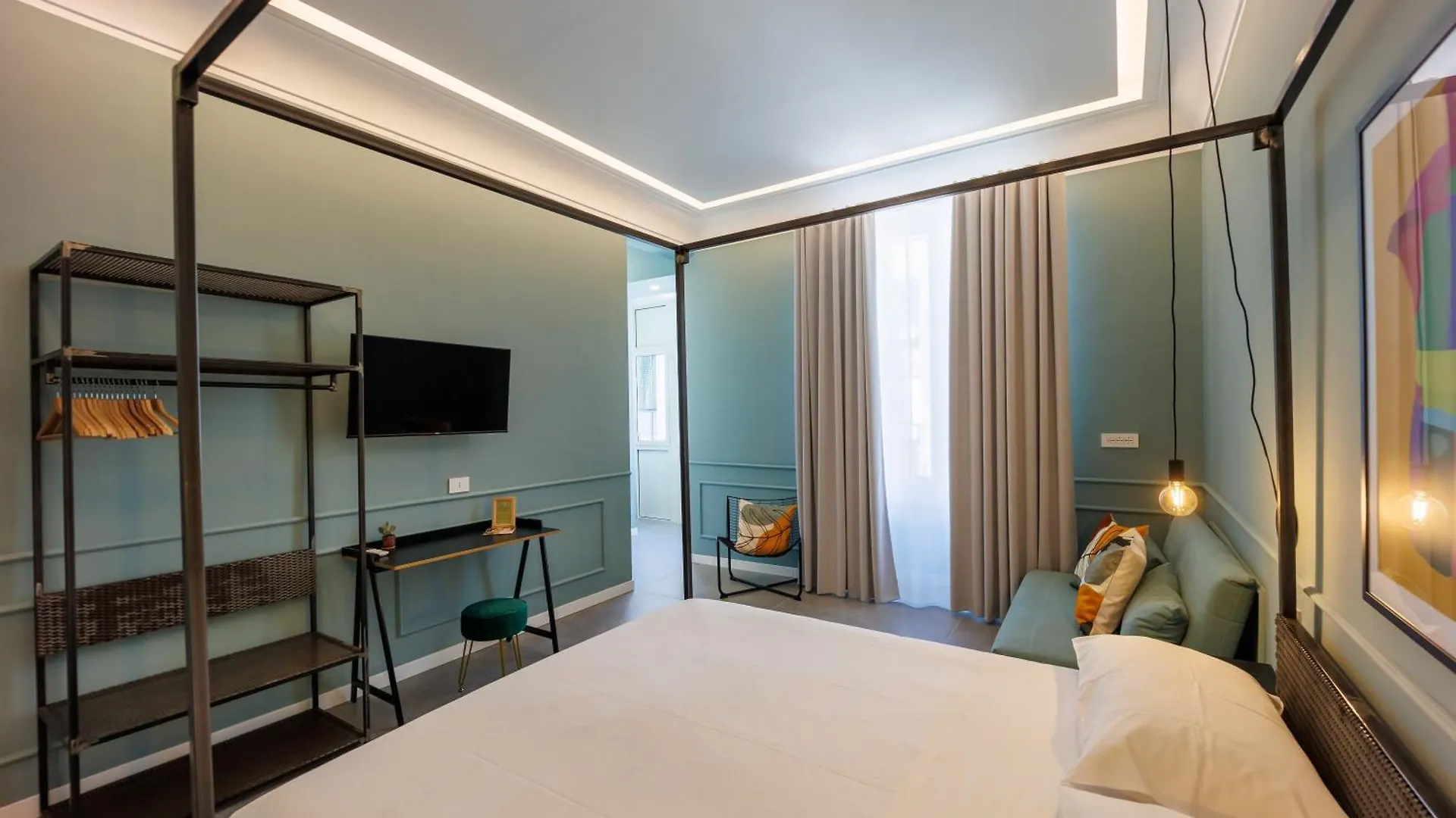Le Stanze Di Napoli Hotel 0*, Naples